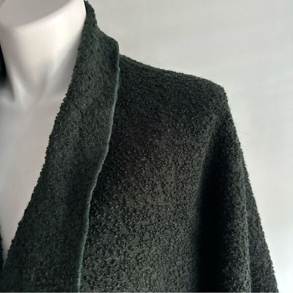 Green/Black Courtney Washington Fuzzy Cardigan/Cape/Jacket, One Size - Picture 7 of 8